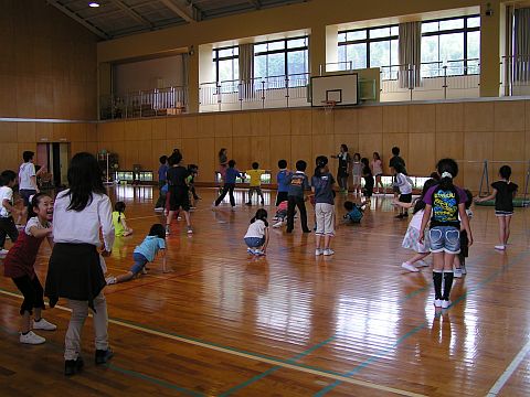 だるまさんが転んだ