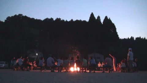 キャンプファイアー2