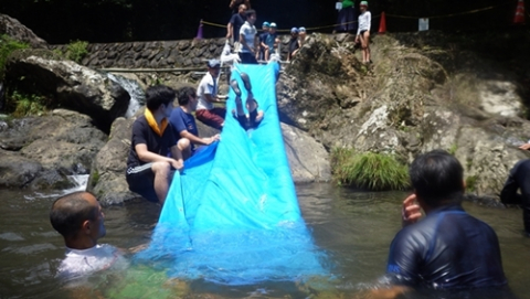 ウォータスライダー